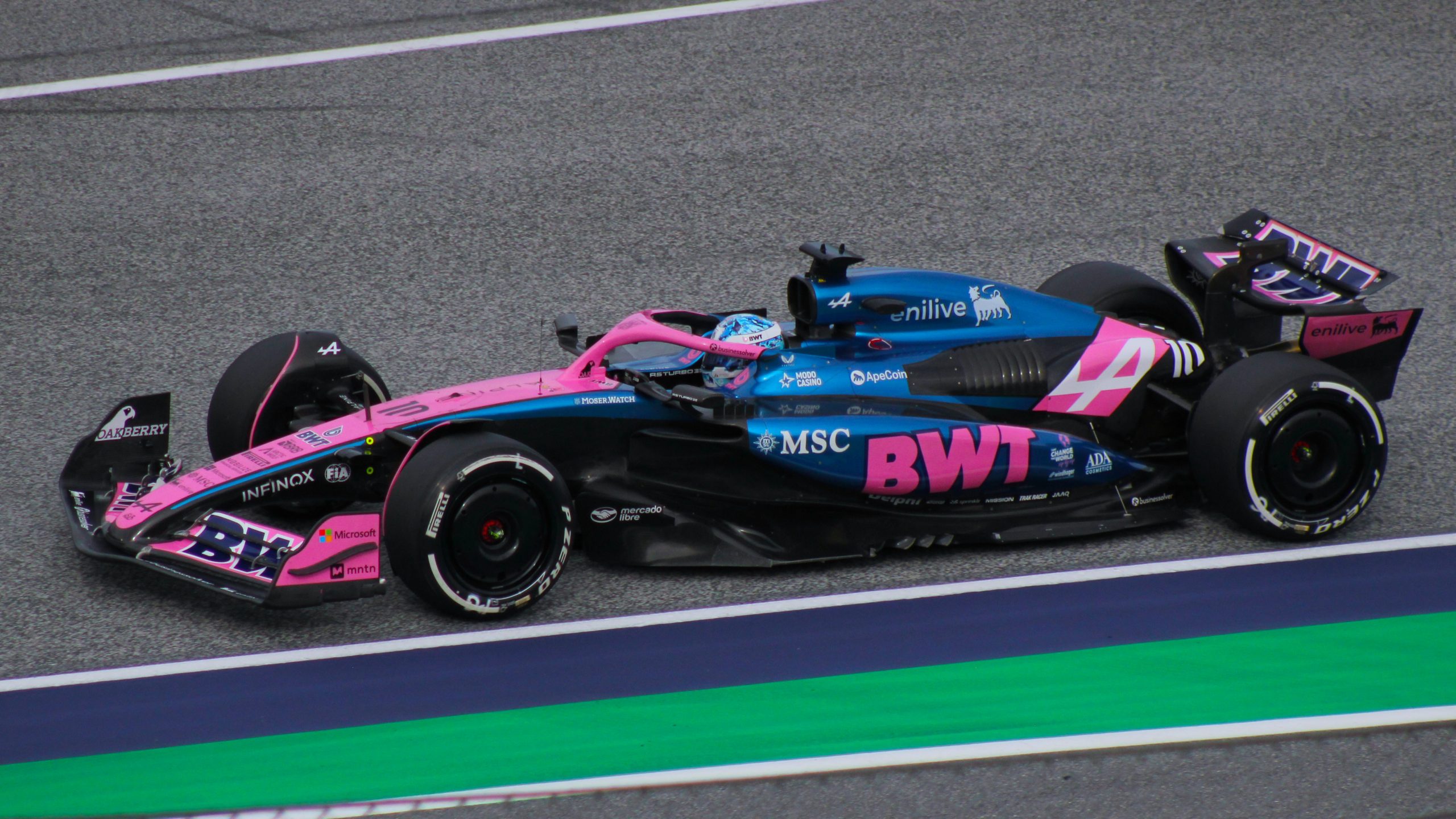Pierre Gasly con Alpine A525 in pista al Gran Premio d'Austria 2025