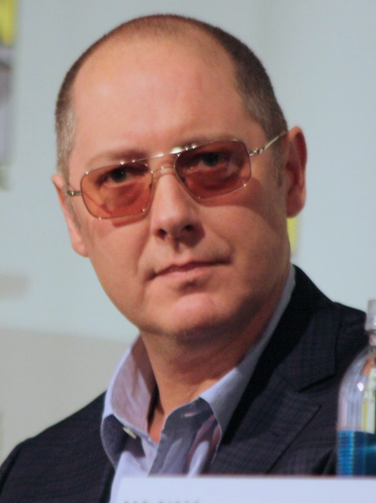 James Spader durante un panel di The Blacklist