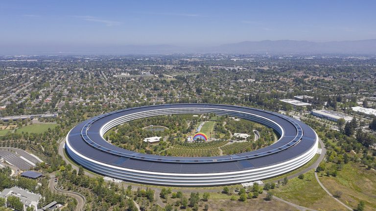 Veduta aerea di Apple Park a Cupertino