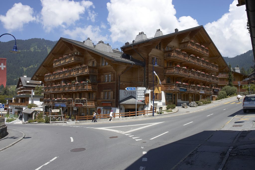 Strada verso il Col de la Croix a Villars-sur-Ollon, sede della tappa finale del Tour de Suisse 2026