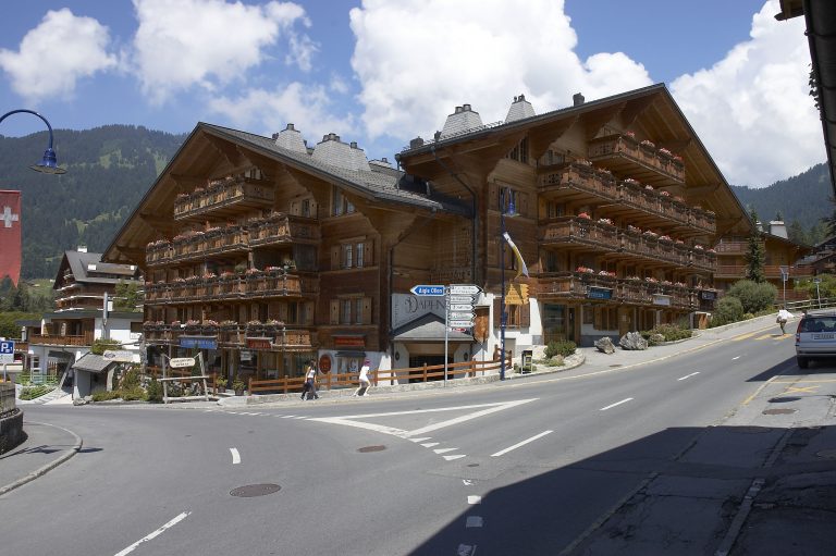 Strada verso il Col de la Croix a Villars-sur-Ollon, sede della tappa finale del Tour de Suisse 2026