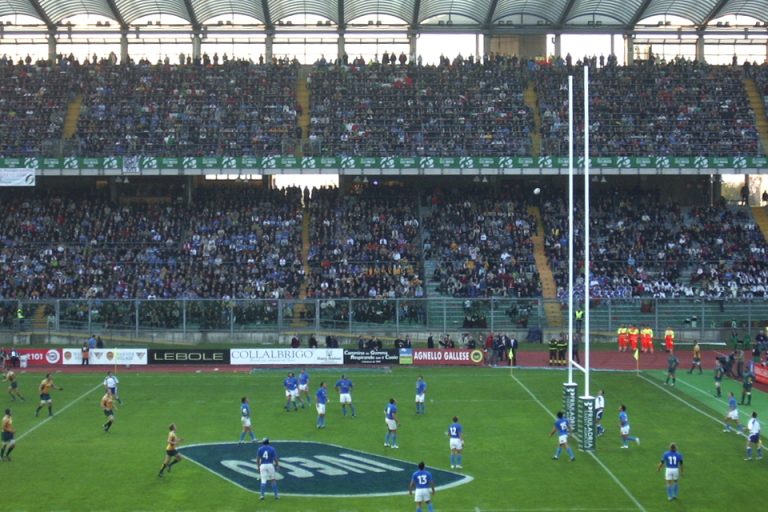 Azione di rugby durante un precedente test match Italia-Australia