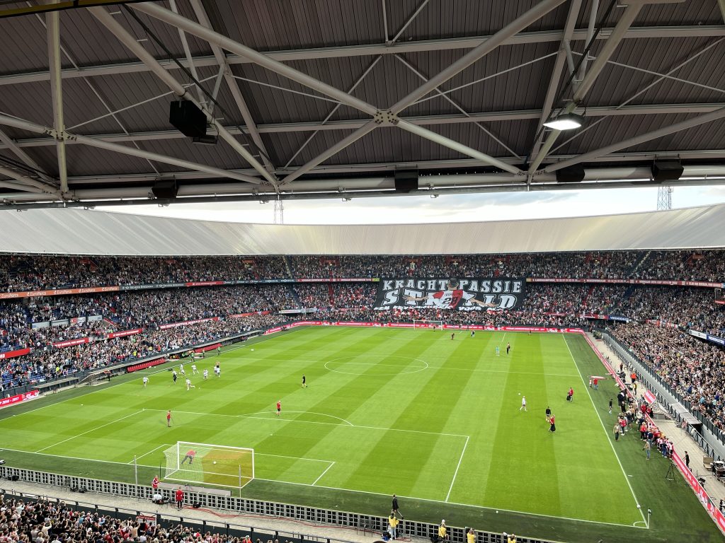 De Kuip di Rotterdam per Feyenoord-Como di Champions League