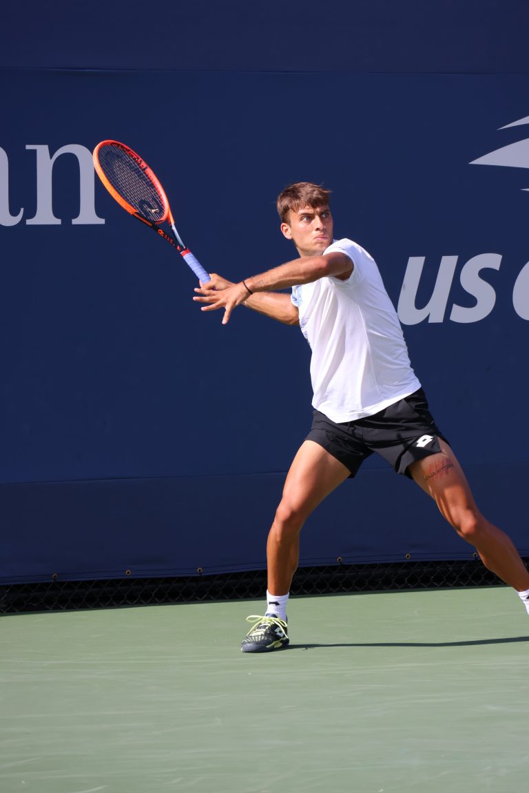Flavio Cobolli in campo agli US Open 2023