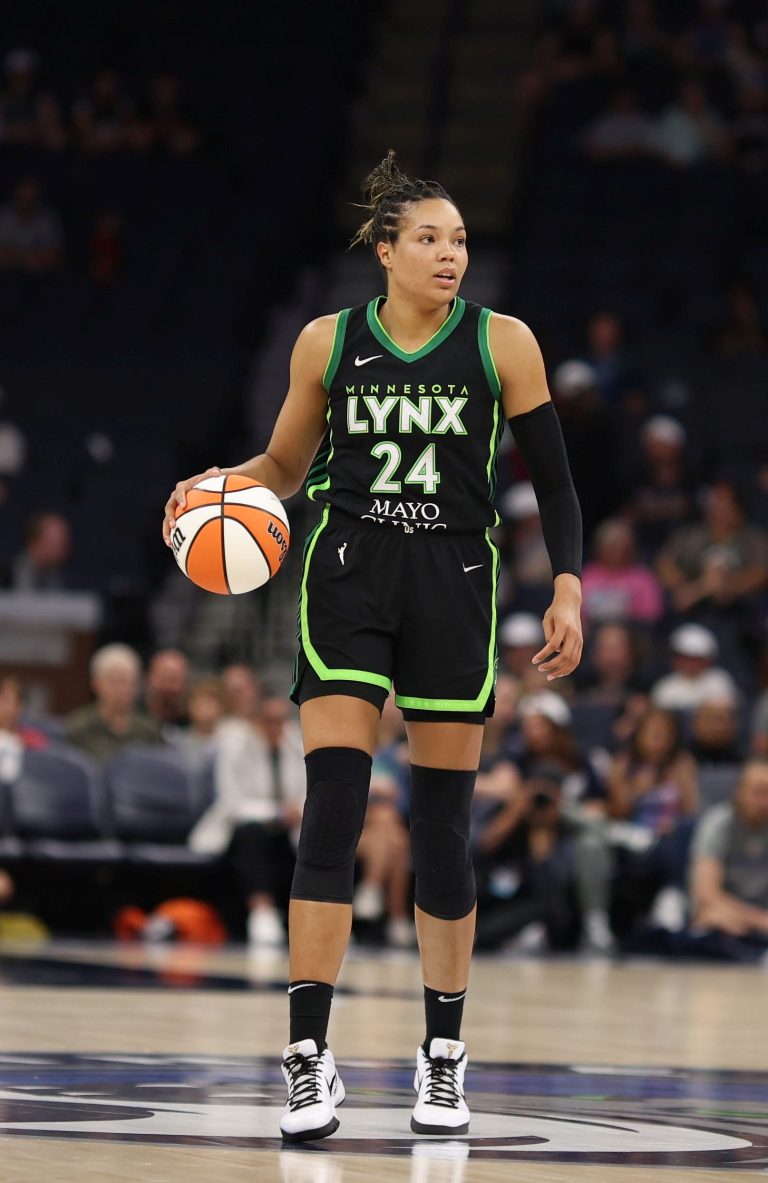 Napheesa Collier in campo con Minnesota Lynx