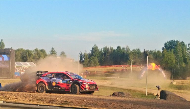 Auto da rally al Rally Estonia per la guida WRC 2026