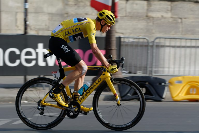 Tour de France sugli Champs-Elysees di Parigi