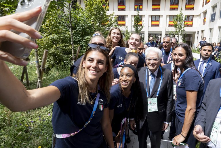 Atlete della nazionale italiana femminile di volley al Villaggio Olimpico di Parigi 2024