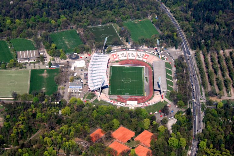 Wildparkstadion BBBank Wildpark di Karlsruhe