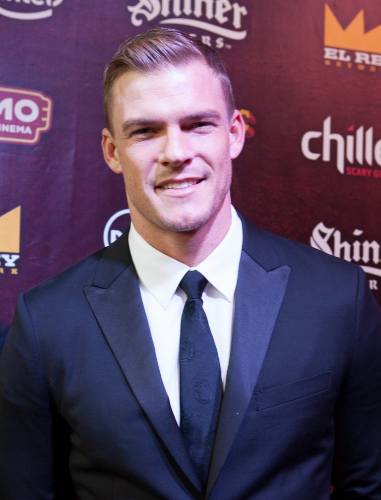 Alan Ritchson, protagonista di Reacher