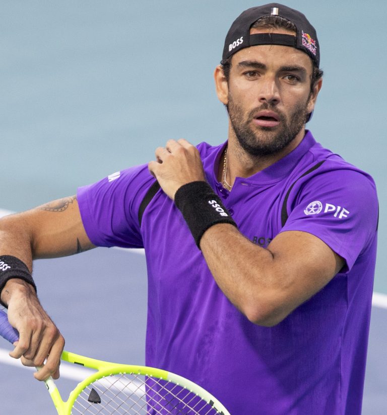 Matteo Berrettini in campo al Miami Open 2025
