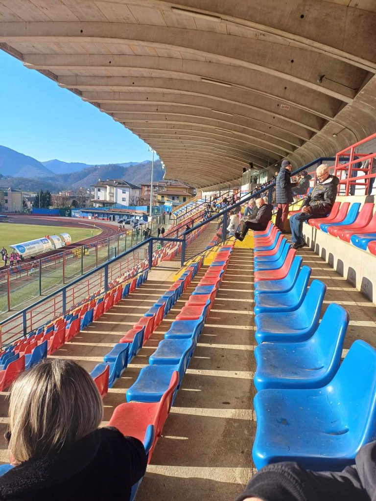Stadio Tullio Saleri di Lumezzane per Lumezzane-Giana Erminio