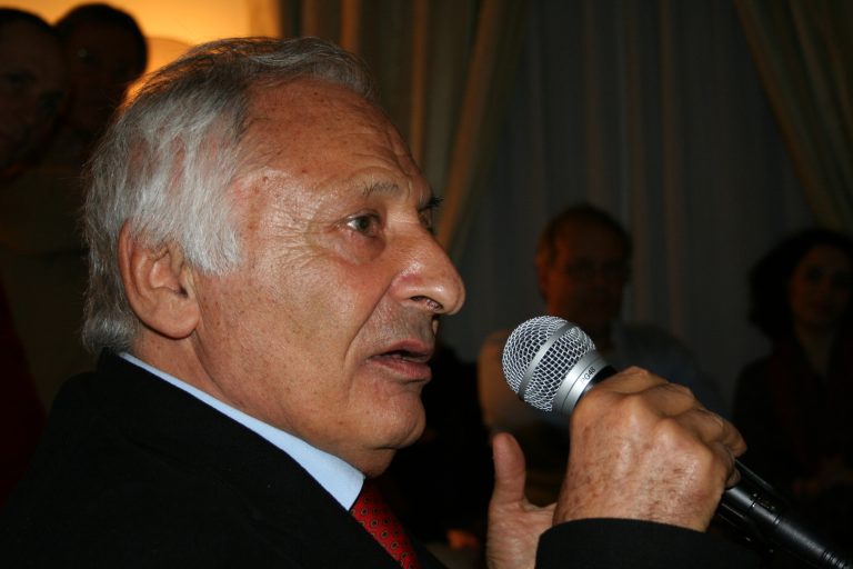 Mogol nel 2007 prima della serata Viva Mogol su Rai 1