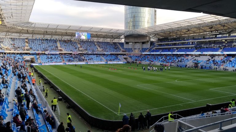 Tehelné pole di Bratislava per Slovan Bratislava-Celje