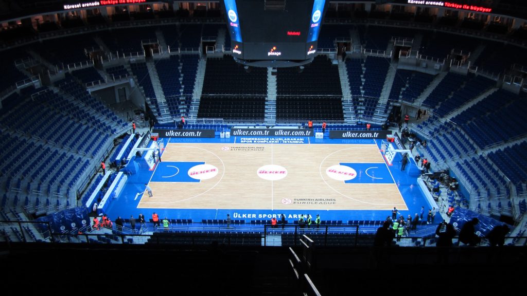 Interno della Ülker Sports Arena di Istanbul per Fenerbahce-Virtus Bologna