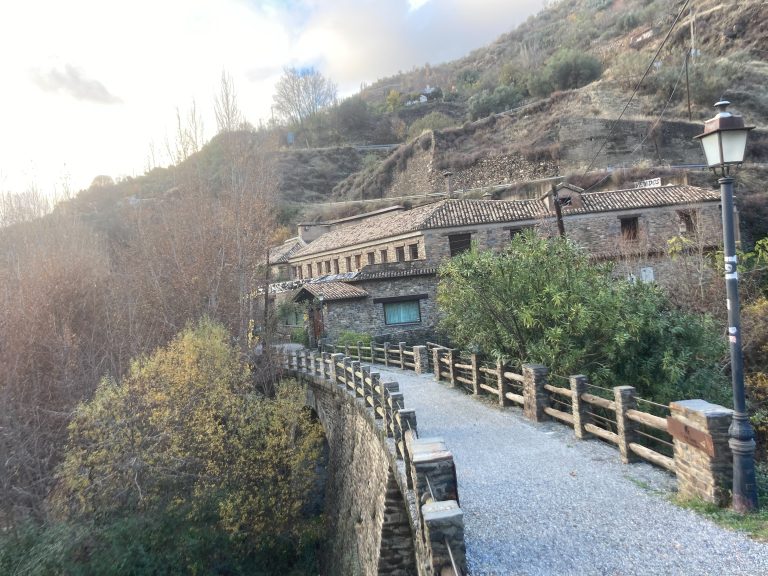 Güéjar Sierra nella zona della tappa 20 della Vuelta 2026