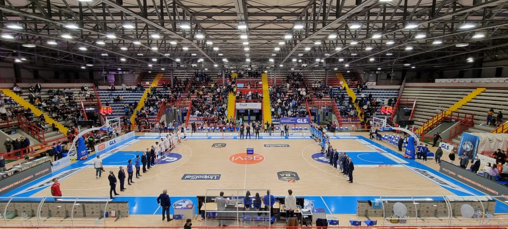 PalaBarbuto di Napoli per Napoli-Bourg en Bresse