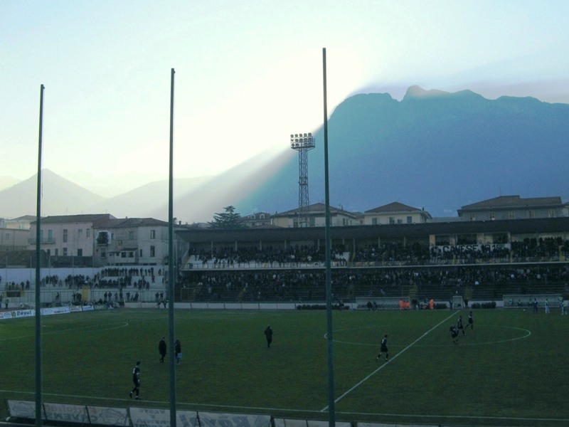 Stadio Simonetta Lamberti di Cava de Tirreni per Cavese-Sorrento