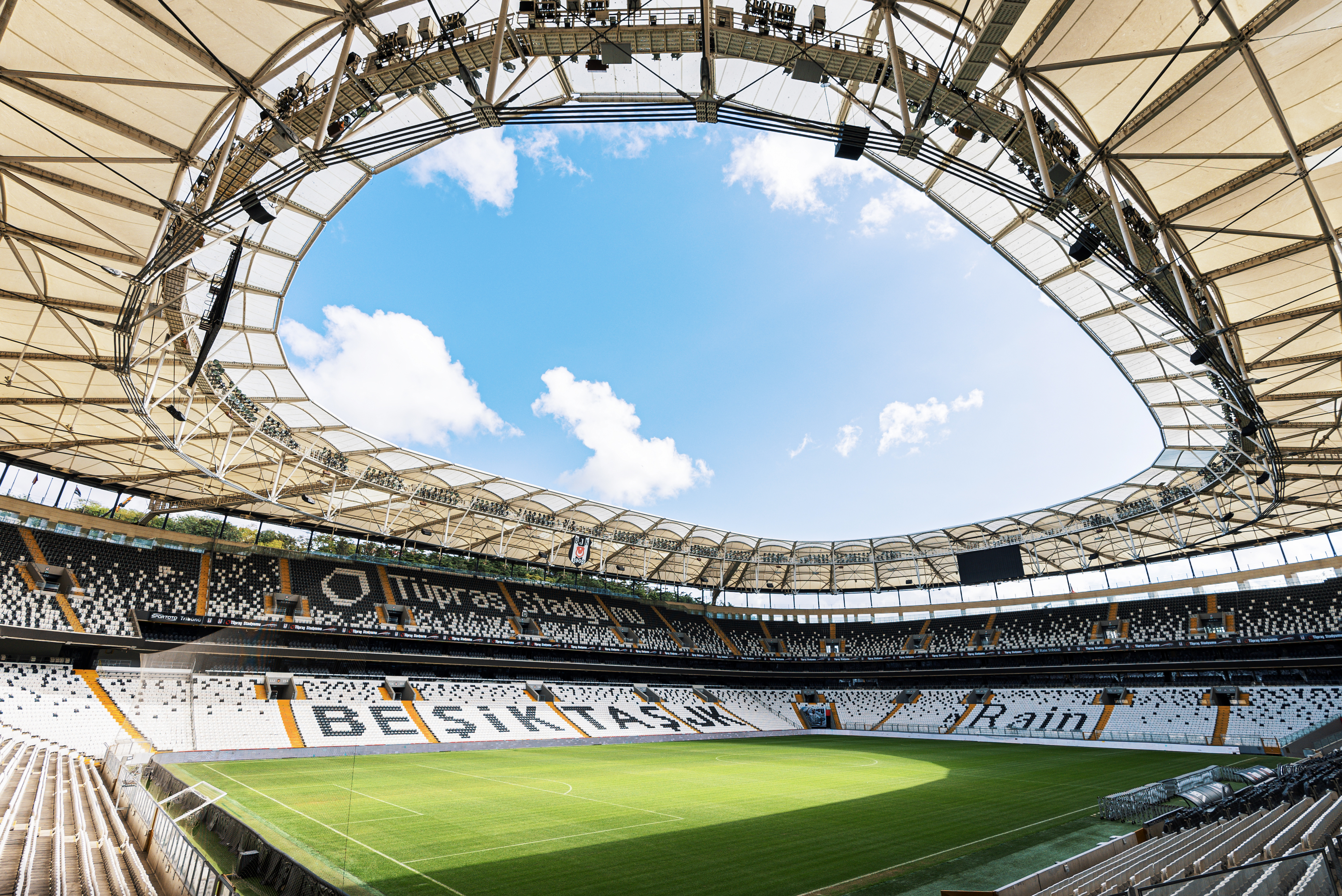 Stadio del Besiktas a Istanbul per la partita di Europa League