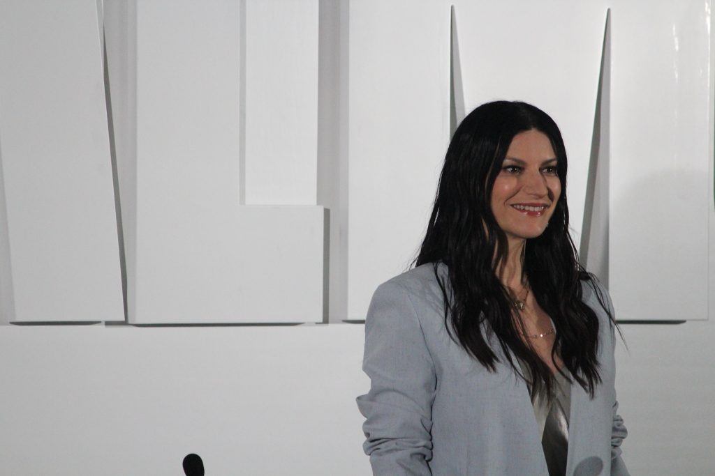 Laura Pausini protagonista del F1 Grid Gigs al GP d Italia 2026