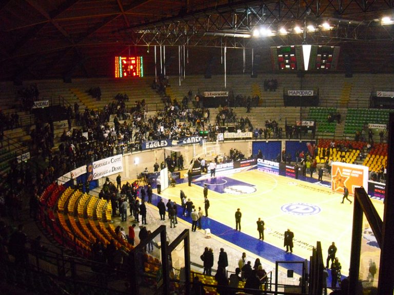 PalaDesio di Desio per Cantù-Napoli Basket